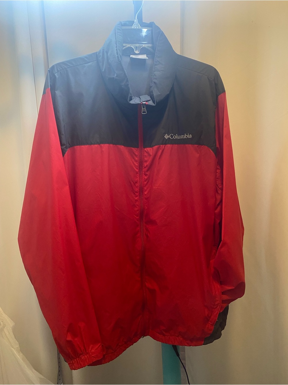 Columbia Men’s Red and Dark Grey Lightweight Windbreaker Jacket